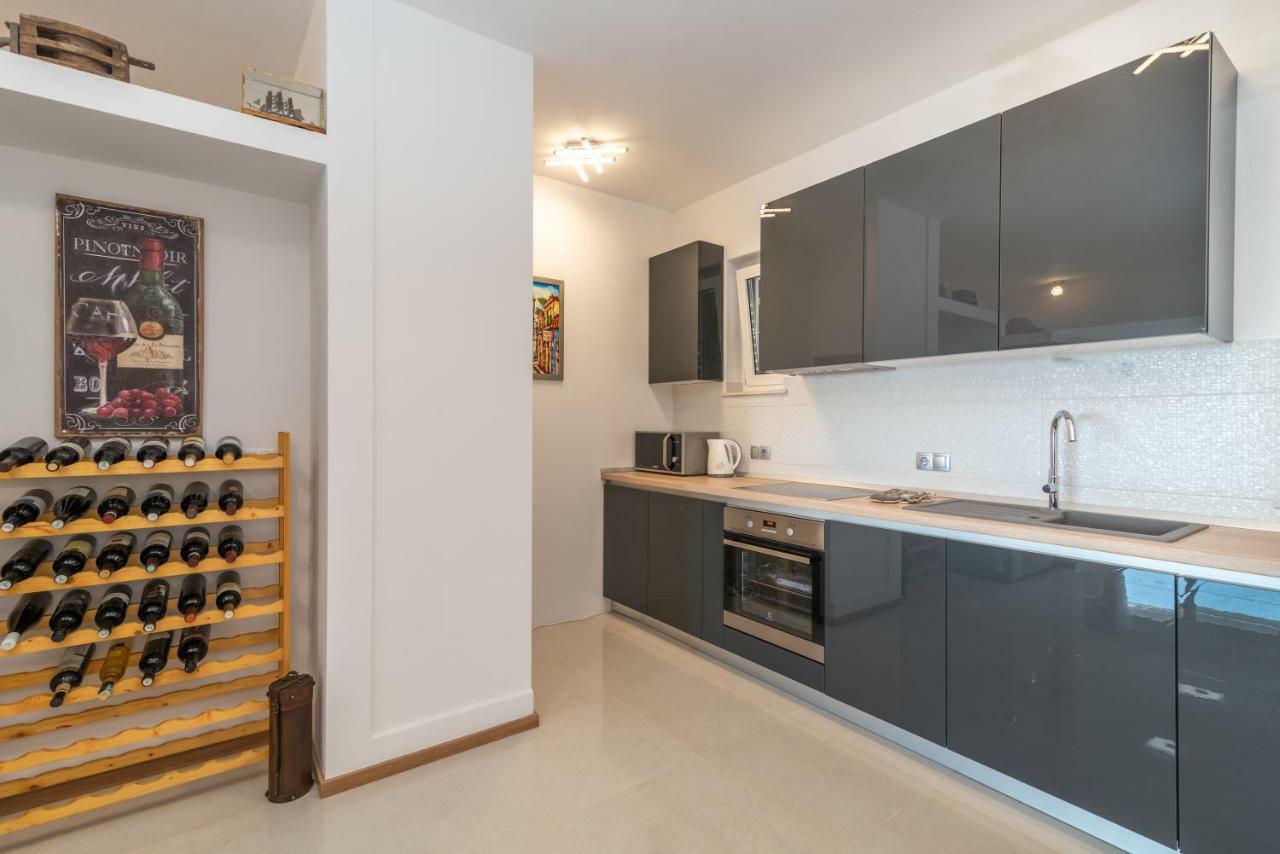 Villa Confido Luxury Apartment 01 Donji Seget Exterior foto